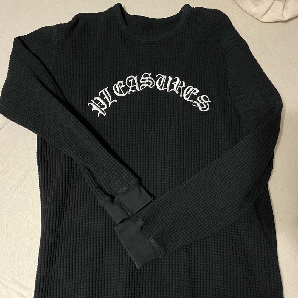 Pleasures Men’s waffle knit shirt